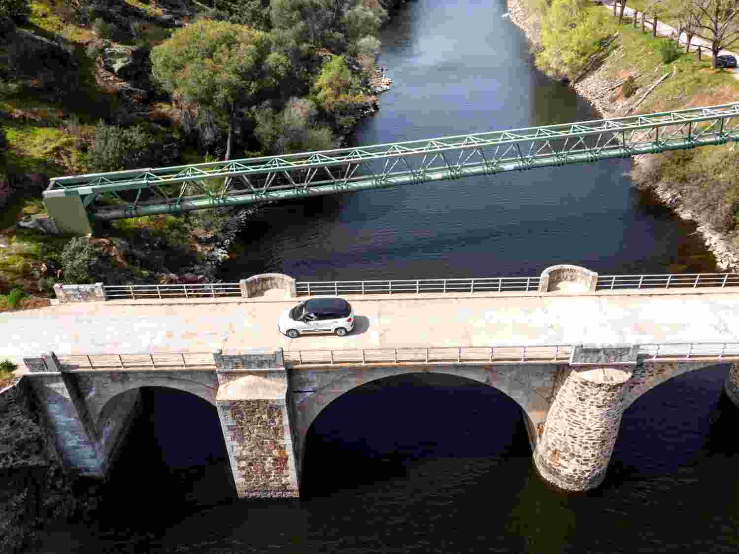 Wichtige A100-Brücke wird wieder dreispurig für Autofahrer