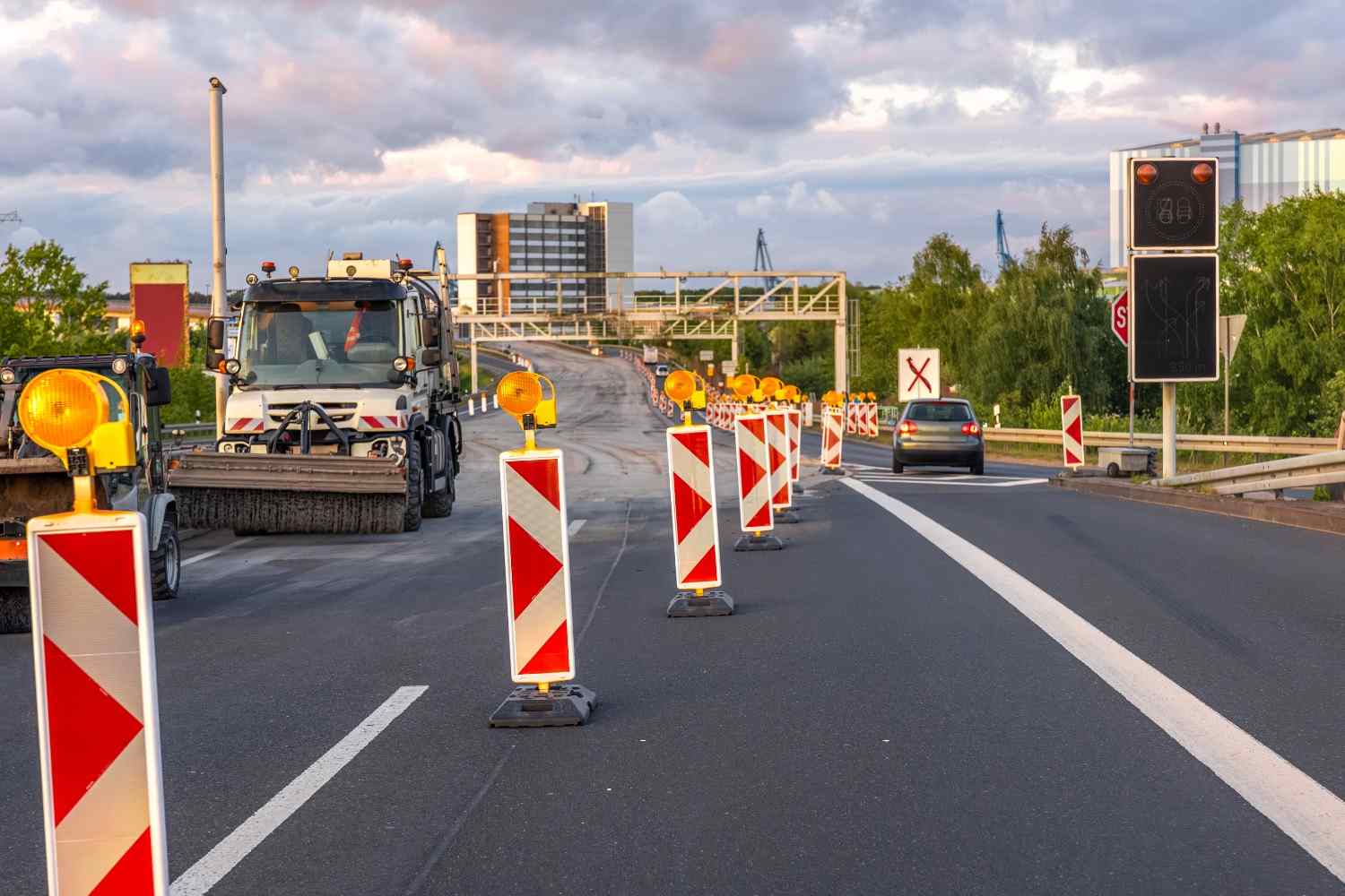 Bauarbeiten in der Dörpfeldstraße: Vollsperrungen bis Dezember