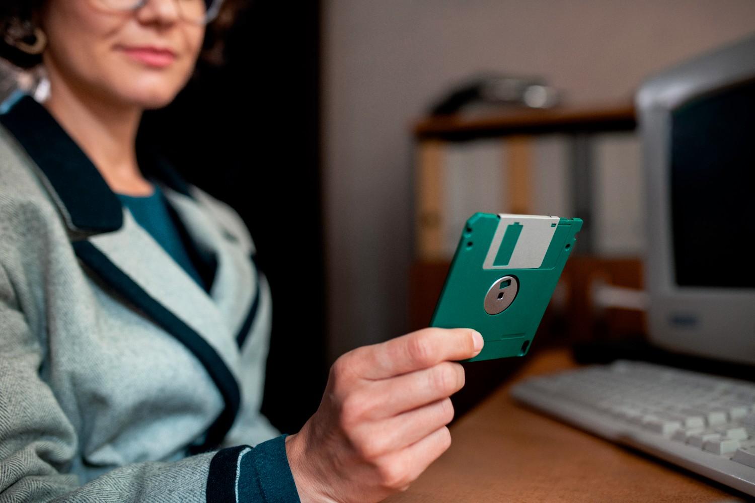 Datenpanne in Berlin: Ausweiskopie der Verkehrssenatorin im Darknet