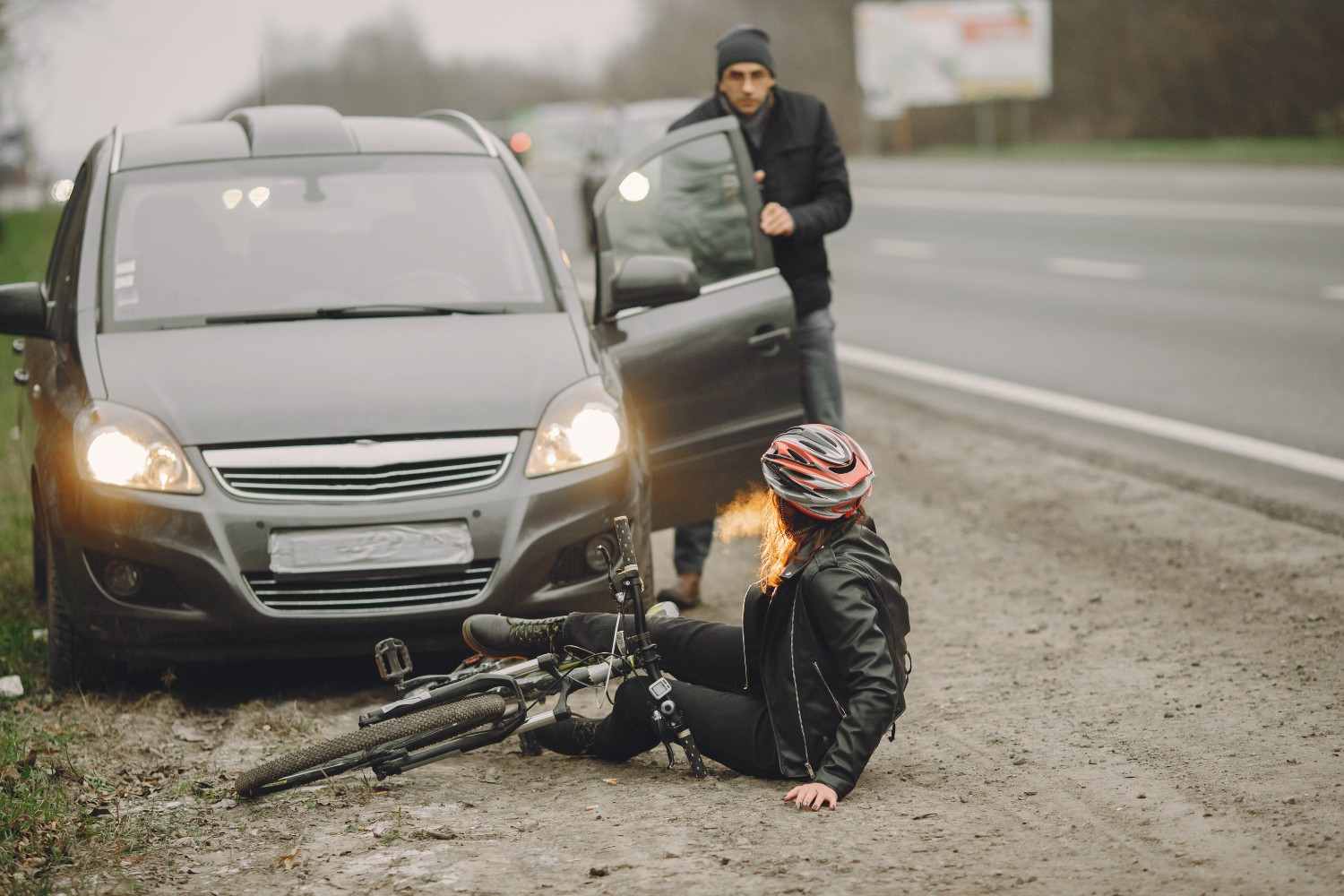 Schüsse und Gewalt in Spandau: Auto abgedrängt und Mann angegriffen